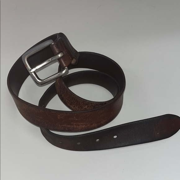 Men's Brown Leather Belt / preowned no labels / well worn 42 ish - Picture 1 of 11